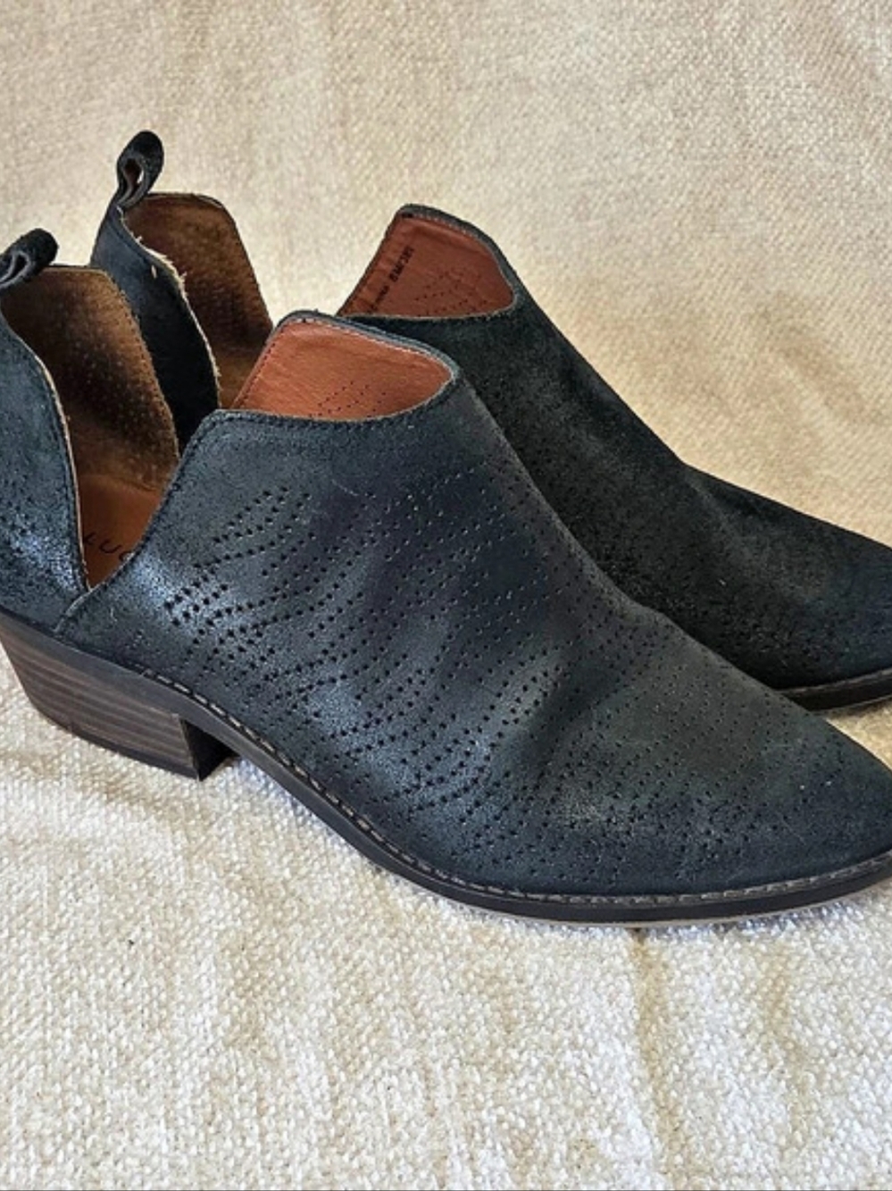 Lucky Brand Basel Bootie Black Pointed-Toe Ankle Boots